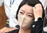민주, '피습' 배현진 의원에 "빠른 쾌유 기원"