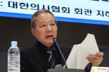 근무지 이탈 전공의 8000명 넘겨, 의대증원 醫·政 대립 지속