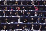 EU가 스타트 끊은 AI법… 국내는 '先허용 後규제' 놓고 입법 진통
