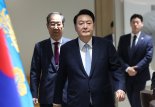 [속보]尹, 한 총리에 "중동발 불확실성 증대..국민과 소통하며 대응하라"