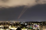 [2보] 이란 중부 이스파한에서 폭발음, 이스라엘 공습 가능성