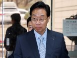 검찰, 전준경 전 민주연구원 부원장 기소...'8억 뒷돈 의혹'