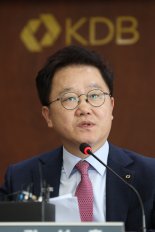 강석훈 산은 회장 "1조5천억 AI펀드 조성"