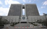 정부, 법원에 '의대증원' 자료 무더기 제출…'차주 결정'