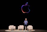 애플, AI 전략 발표 하루 뒤 7% 폭등...사상 최고