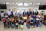 국민은행, 캄보디아 심장병 어린이에게 장학금 전달...10년째 수술 후원