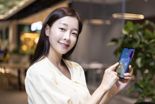 SKT, 30만원대 5G 스마트폰 ‘갤럭시 와이드7’ 단독 출시