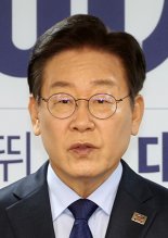 '우클릭' 하는 李… 대선 직행 자신감?