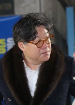 "사실관계 대체로 인정"...'쌍방울 대북송금' 김성태 1심 실형