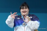 박혜정, 벨트도 못 차고 173kg 신기록 도전 ‘황당’...  올림픽에서 뭐 이런 실수를?