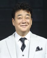 "흑백요리사 덕에 상장 대박났시유"...백종원, 시즌2도 한다