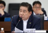 "이것들 봐라? 한 달만 기다려라" 민주 김병기, 대법원 李 판결 비난