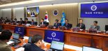내란 특검, '尹 측근' 김정환 전 대통령실 수행실장 소환 조사