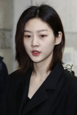 생활고 호소 김새론, '아임'으로 개명하고 알바했는데..'김새론이냐'면서 해고
