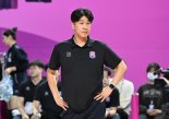 프로배구 도로공사 김종민 감독, 같은 팀 코치 폭행 및 괴롭힘 혐의 피소 '충격'