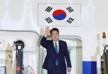 트럼프에 대비한 尹, 균형외교 시사..중국에 눈 돌리나[尹 G20 순방]