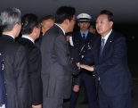 정진석 등 참모진, 尹 면회 추진..서울구치소장 허가 기다려