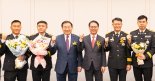 S-OIL, 올해의 영웅 소방관에 상패·상금 전달