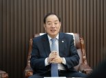 하윤수 부산시교육감 "늘봄학교·아침체인지 등 부산형 공교육 정책 안착시킬것" [인터뷰]