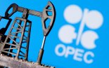 어두운 수요 전망에 OPEC+ 증산 재개 내년 4월로 연기