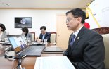 최상목 부총리, 일본 재무장관과 면담..."한일 재무당국 공조 지속"
