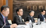 외투기업 만난 최 부총리 "韓 경제 저력 회복탄력성 믿고 투자해달라"