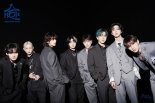 스트레이 키즈,  빌보드 앨범 차트 6회 연속 1위 "69년 역사상 최초"