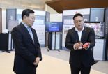 '고강도 쇄신' 예고한 신동빈 "그룹 역사상 가장 힘들었던 해...본원적 경쟁력 강화해야"
