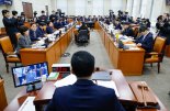 與野, 尹 체포영장 집행 두고 격돌…"불필요한 강제 수사" vs "현행범 체포"