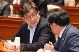與 "공수처 尹 체포영장 법적 검토…비상계엄특검 오늘 발의 쉽지 않아"