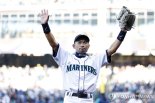 MLB 아시아선수 최초 입성 나올까... 이치로 만장일치 아시아 초유의 관심