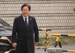 “이재명만 보는 민주당” 임종석 비판에, 친명 “아군에 총질”