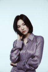 송혜교 "악역도 해보고파..큰일엔 대담·작은일엔 전전긍긍"