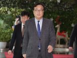 정진석, 대통령실 직원들에 "견위수명 자세로 난관 헤쳐나가달라"