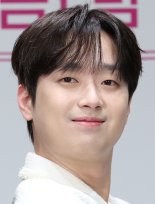 '기부천사' 이찬원, 희귀난치질환 환아 치료 지원..누적 6301만원