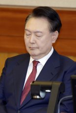 형사재판 앞둔 이진우 침묵 일관… 체포지시 묻자 "없었다"[탄핵정국, 헌재의 시간]