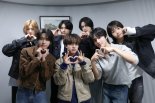 트렌드지, 포부 가득 2025년 새해 인사…"행복하고 건강한 해"