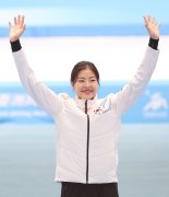 제2의 이상화 후보 찾은건가 … 이나현, 女 빙속 100m 모두가 놀란 깜짝 금메달