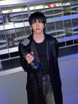 '한터뮤직어워즈 2024'  이승윤, 밴드 부문 특별상 수상