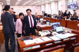 與, 민주 상법 개정안에 "빈대 잡겠다고 초가삼간 태우는 것"