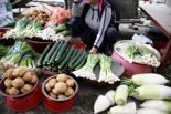 "먹고살기 힘들다"… 식비 인플레, 5년 새 40% 뛰어
