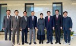 "경제·민생 매우 어려워 집권당 끝까지 책임을"