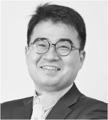 [강남시선] '내편 네편'만 있는 혼돈의 시대