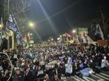 [현장] "서울 진입 위해 1박 2일도 불사할 것"..남태령서 경찰과 대치