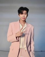 임영웅, '영웅시대' 지지 힘입어 팬앤스타 랭킹 130주 연속 1위 '대기록'