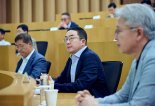 구광모 LG그룹 회장, 올해 첫 사장단 회의...위기 대응방안 도출 주목