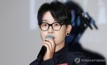 이승환 “CIA 딸깍설 극우 유튜버 신상 특정…즉시 입국해 조사받아라”