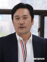 "이재명 G7초청 허위사실인 양 유포"…JK김동욱 '잔챙이'로 고발될 위기