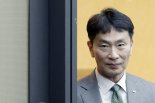 이복현 금감원장 “대형사 보수인하 경쟁 과열..운용 질서 훼손”