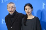 김민희·홍상수, 아들 부모 됐다..득남 후 산후조리 중